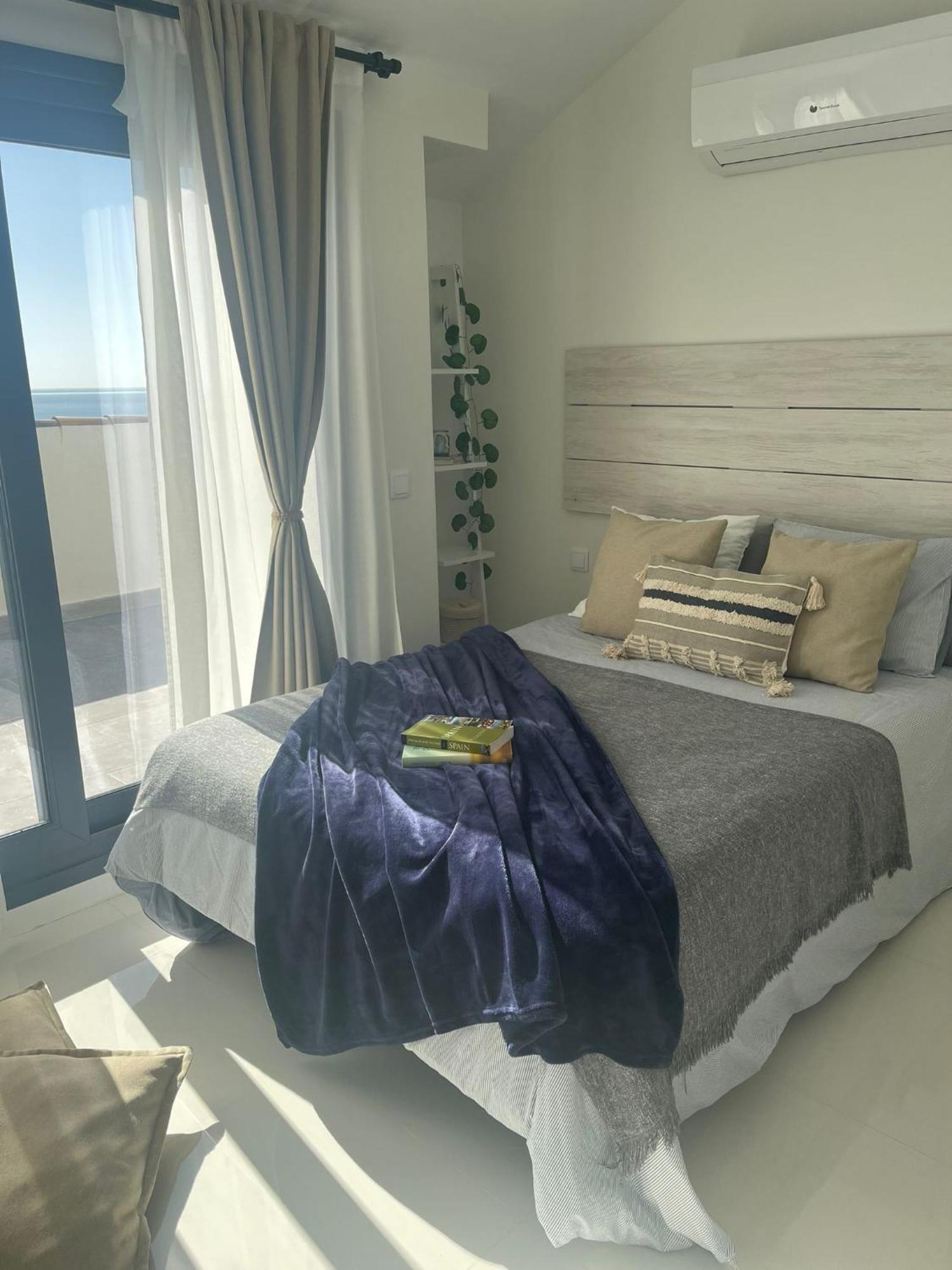Appartement Precioso Atico, Nuevo, A 50M De La Playa, Manilva Extérieur photo